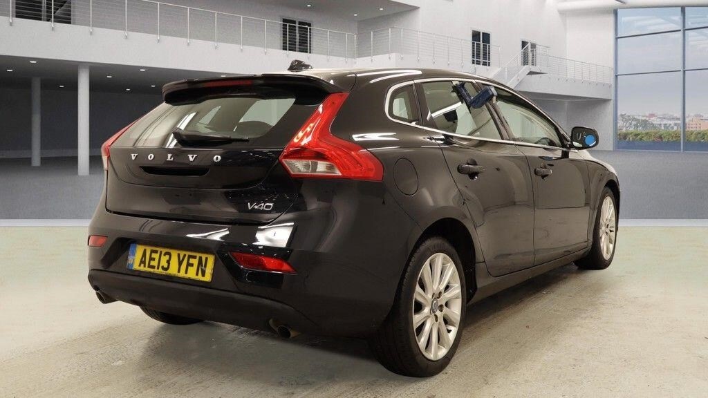 Used Volvo V40 2013 for sale - 77519522: Photo 8