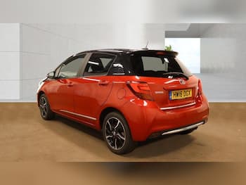 Used Toyota Yaris 2016 for sale - 79679832: Photo