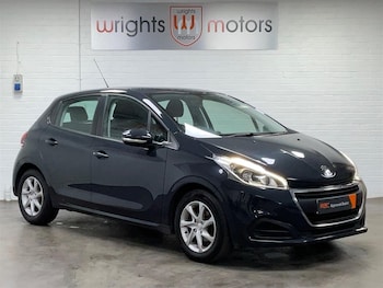 Used Peugeot 208 2018 for sale - 75281777: Photo