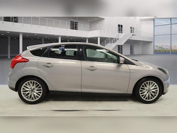 Used Ford Focus 2012 for sale - 77319210: Photo