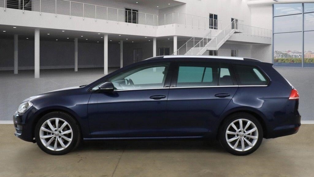 Used Volkswagen Golf 2015 for sale - 76534140: Photo 8
