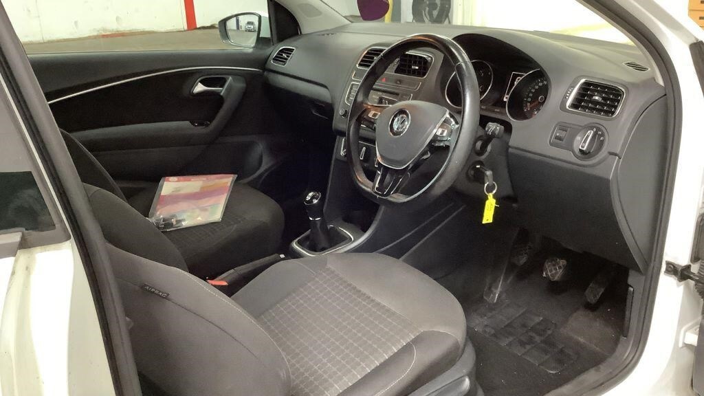 Used Volkswagen Polo 2014 for sale - 76366682: Photo 13