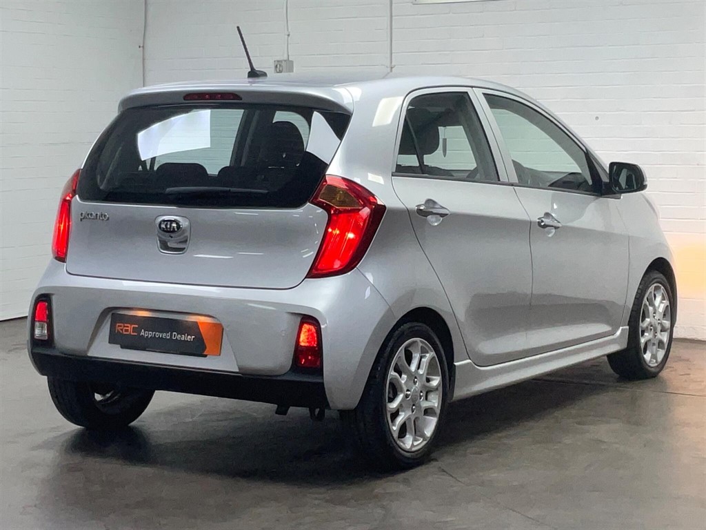 Used Kia Picanto 2016 for sale - 75997159: Photo 10
