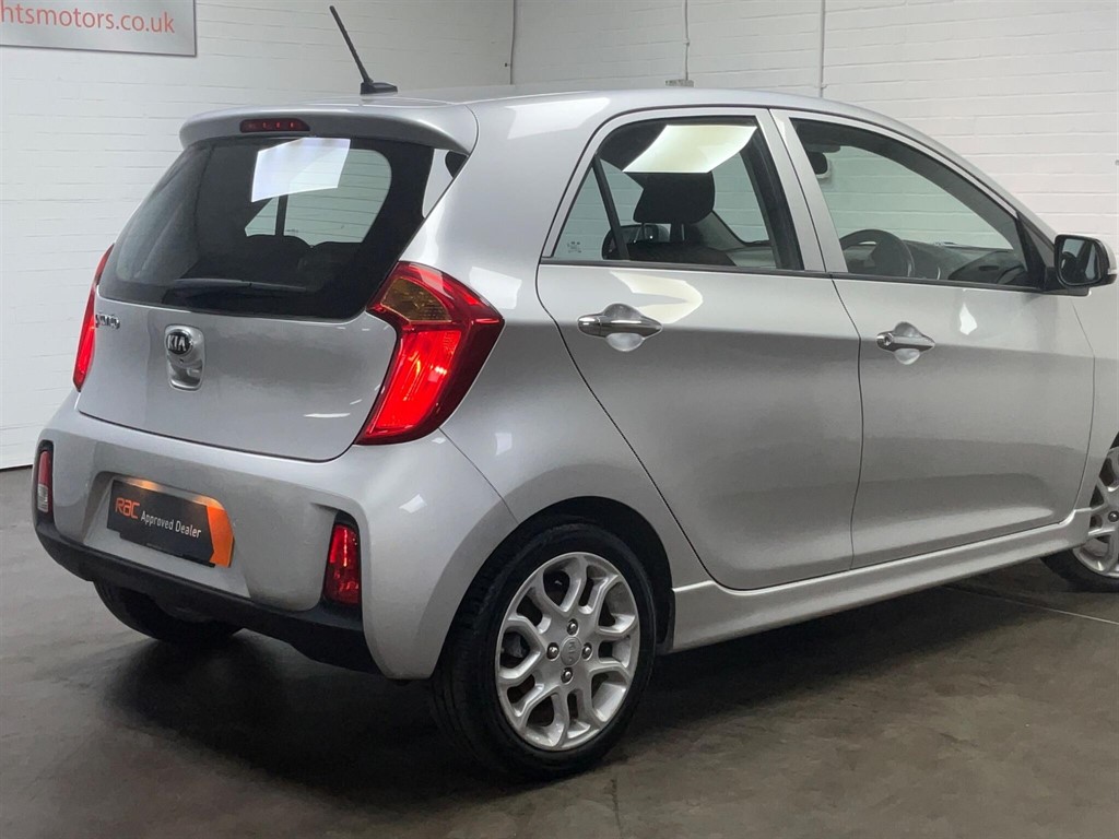 Used Kia Picanto 2016 for sale - 75997159: Photo 12