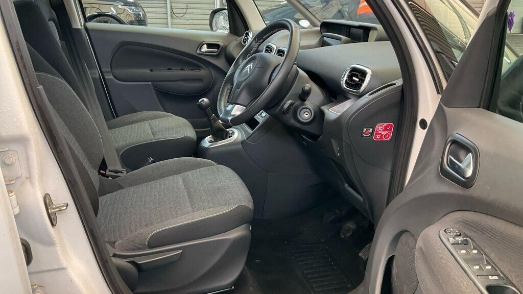 Used Citroen C3 Picasso 2016 for sale - 77165603: Photo 10