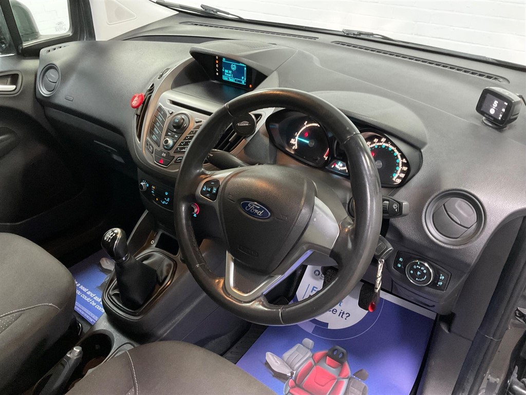 Used Ford Transit Courier 2015 for sale - 76344213: Photo 22