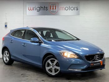 Used Volvo V40 2015 for sale - 79842082: Photo