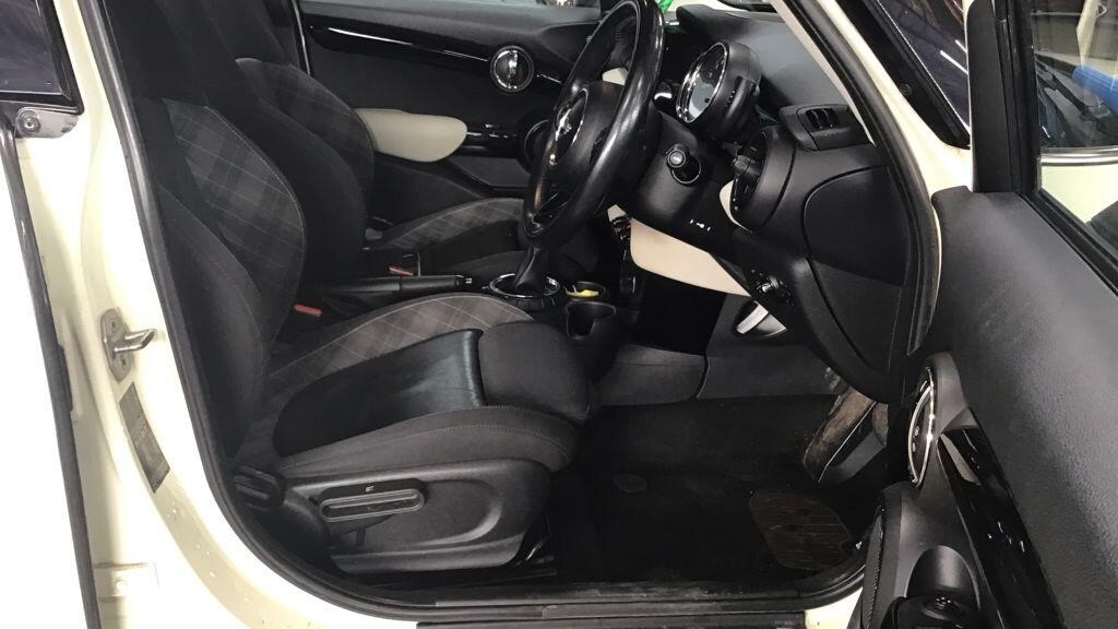 Used MINI Hatch 2015 for sale - 76244635: Photo 10