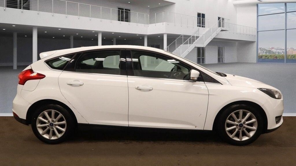 Used Ford Focus 2016 for sale - 76894994: Photo 4