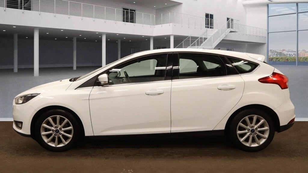 Used Ford Focus 2016 for sale - 76894994: Photo 5