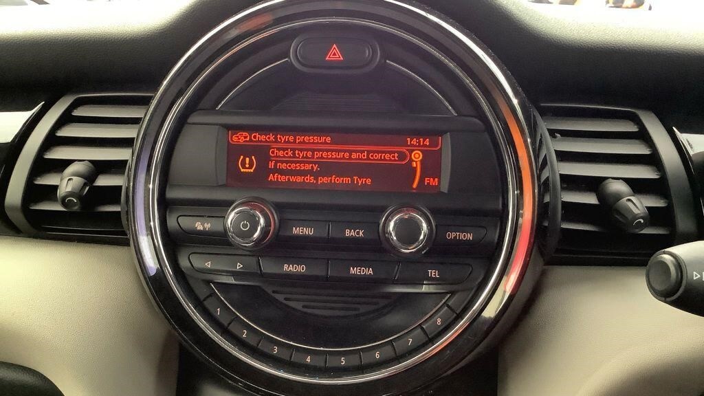 Used MINI Hatch 2014 for sale - 76355345: Photo 18