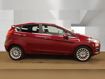 Used Ford Fiesta 2013 for sale - 79160354: Photo