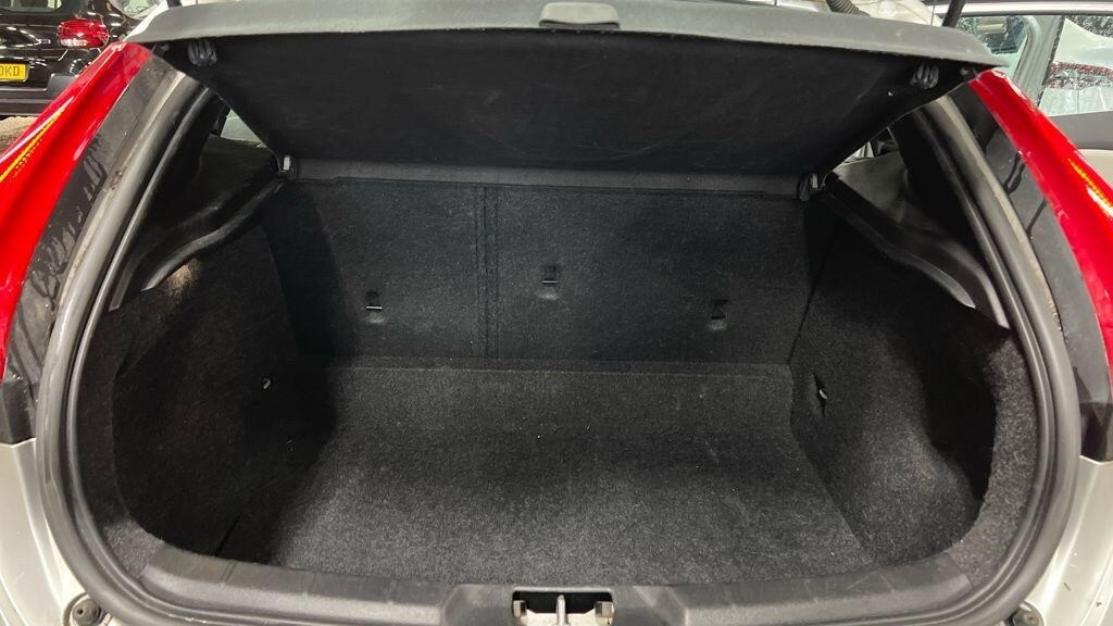 Used Volvo V40 Cross Country 2017 for sale - 75984967: Photo 14