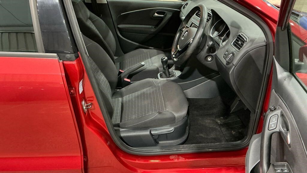 Used Volkswagen Polo 2014 for sale - 76375663: Photo 10