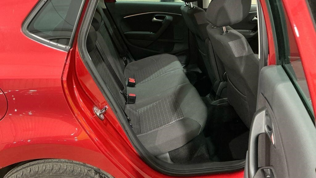 Used Volkswagen Polo 2014 for sale - 76375663: Photo 11