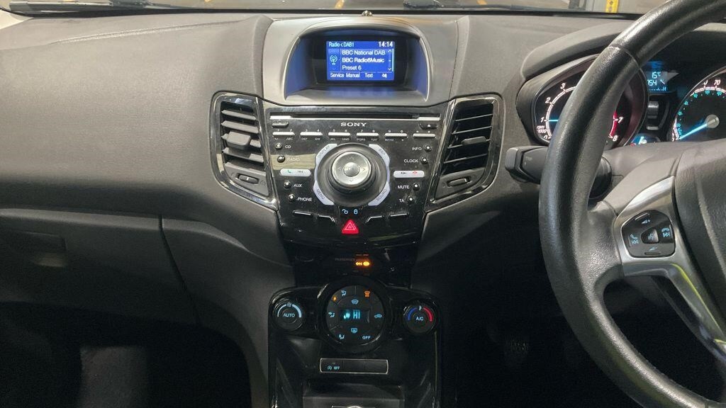 Used Ford Fiesta 2016 for sale - 76540206: Photo 13