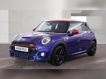 Used MINI Hatch 2018 for sale - 79318907: Photo
