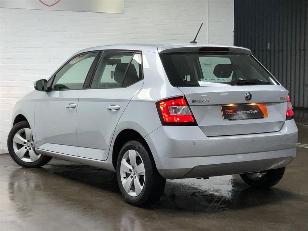 Used Skoda Fabia 2015 for sale - 76534117: Photo 19