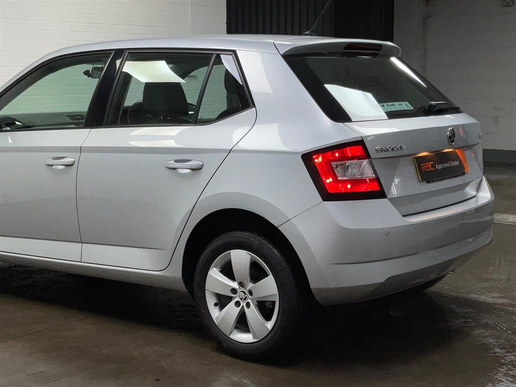 Used Skoda Fabia 2015 for sale - 76534117: Photo 20