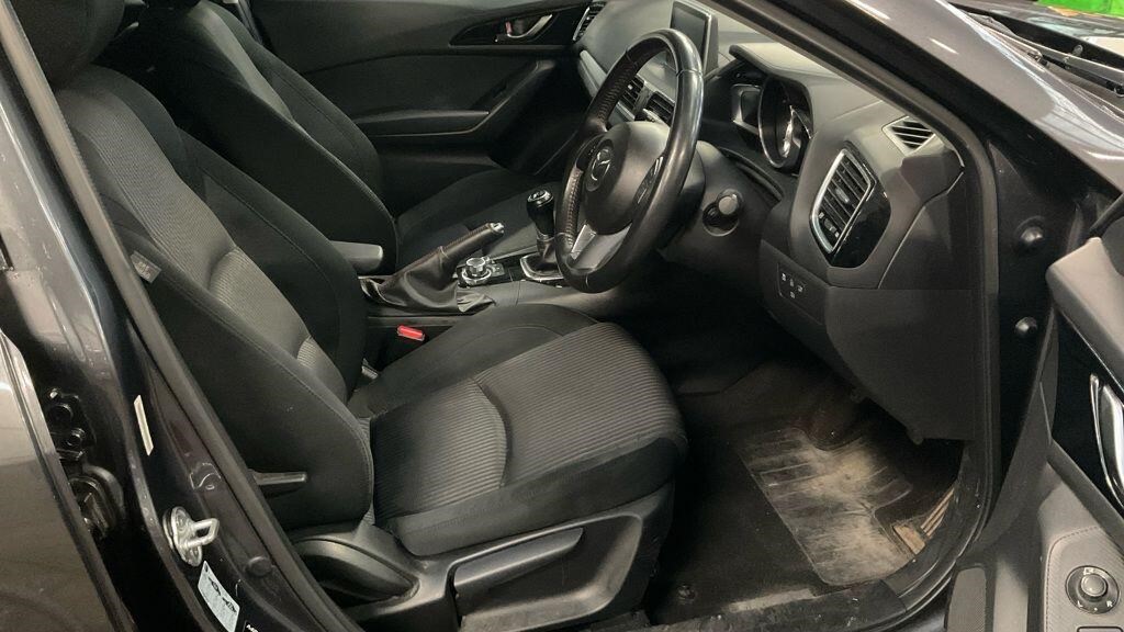 Used Mazda Mazda3 2015 for sale - 76447349: Photo 10