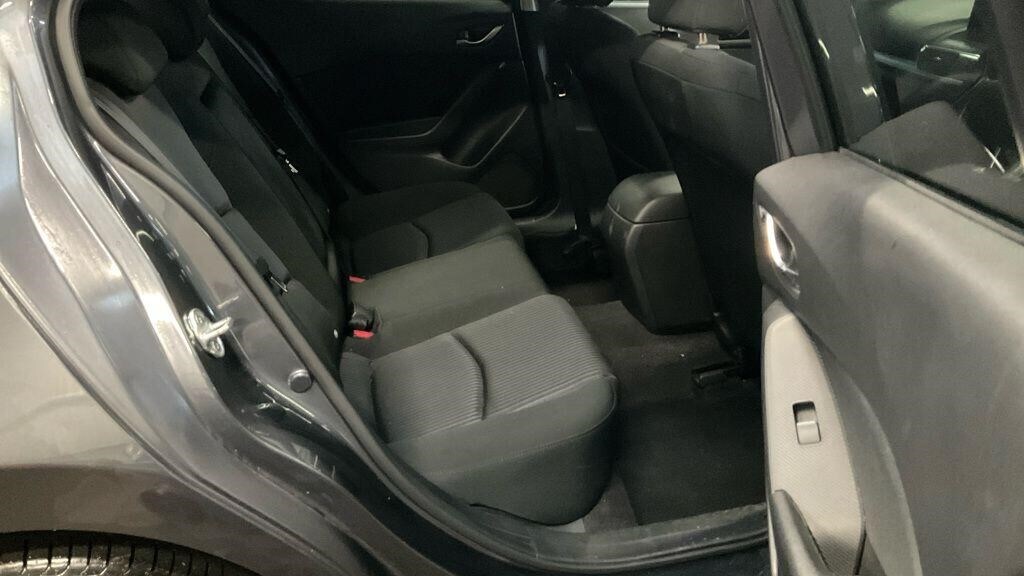 Used Mazda Mazda3 2015 for sale - 76447349: Photo 11