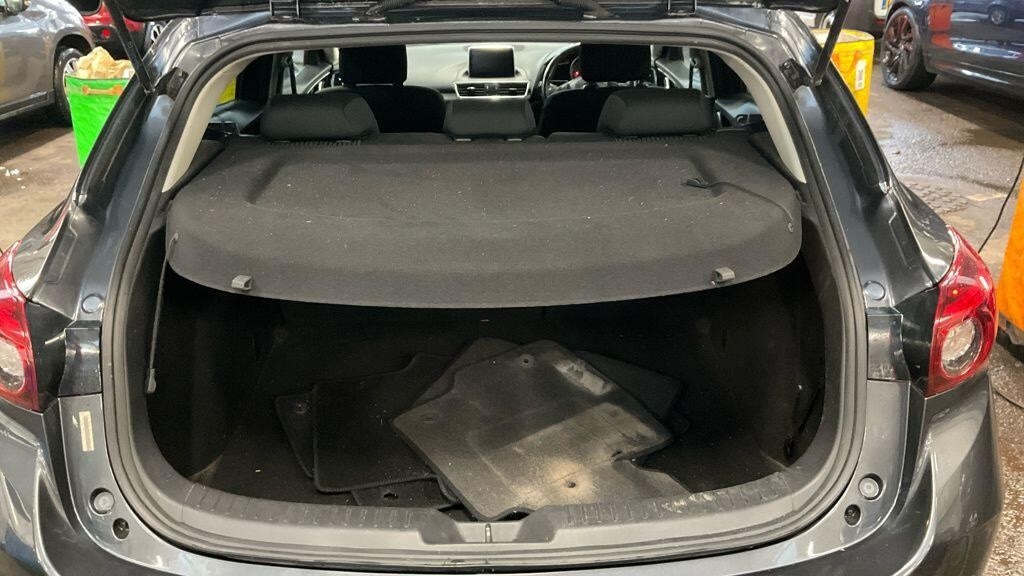 Used Mazda Mazda3 2015 for sale - 76447349: Photo 16