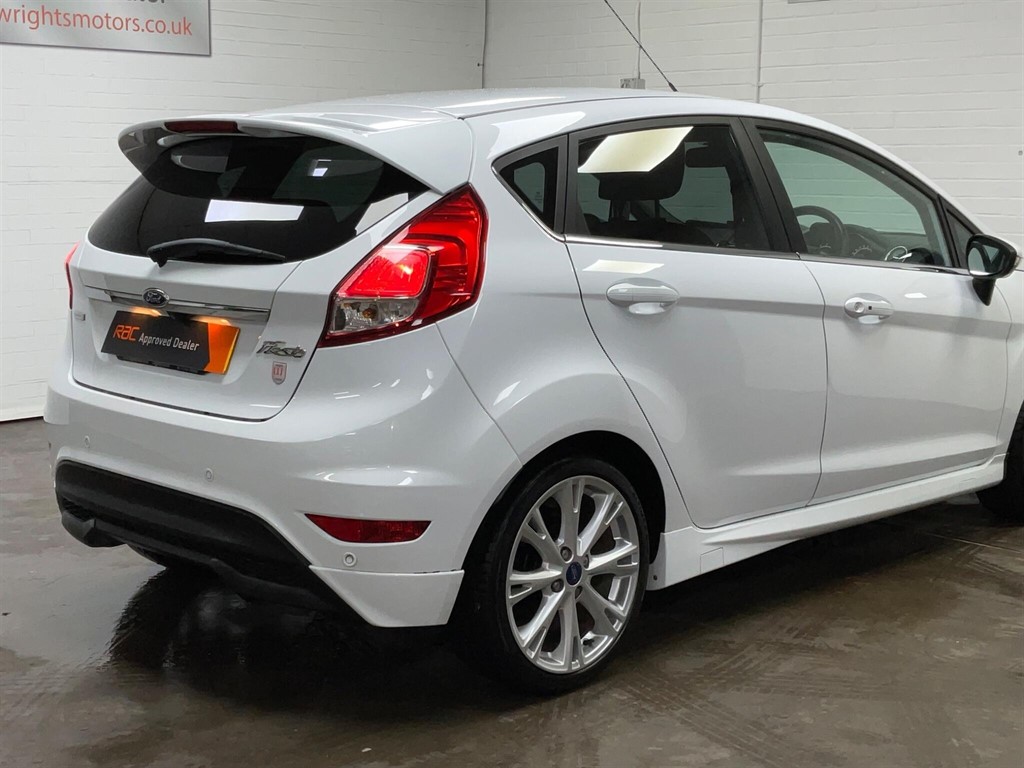 Used Ford Fiesta 2014 for sale - 76804465: Photo 12