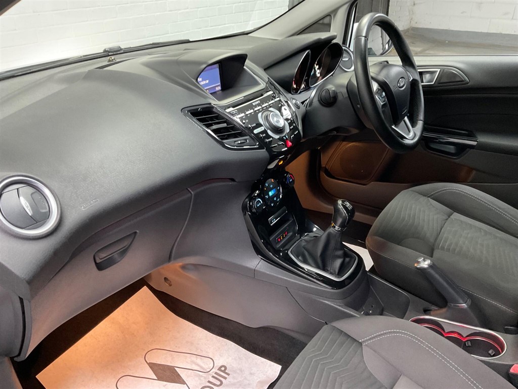 Used Ford Fiesta 2014 for sale - 76804465: Photo 25