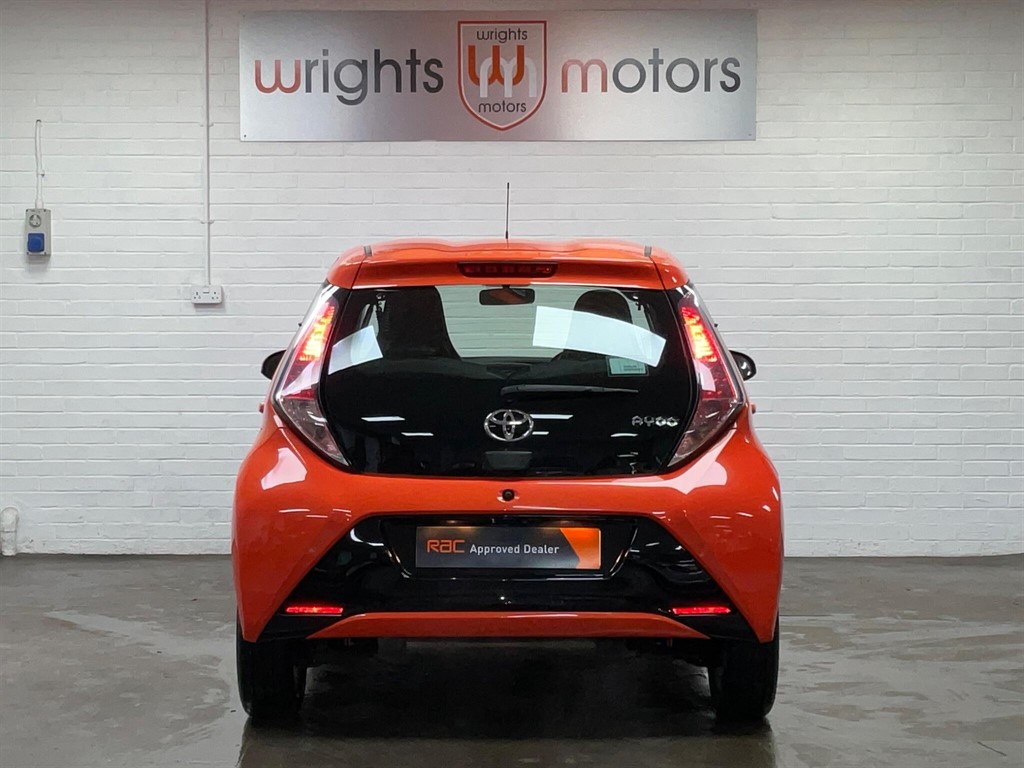 Used Toyota AYGO 2015 for sale - 76738566: Photo 9
