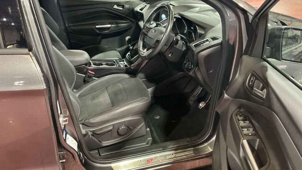 Used Ford Kuga 2017 for sale - 76379608: Photo 11