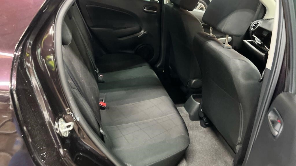 Used Mazda Mazda2 2013 for sale - 76379604: Photo 14