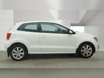 Used Volkswagen Polo 2013 for sale - 79474182: Photo