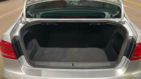 Used Volkswagen Passat 2011 for sale - 75680650: Photo 15