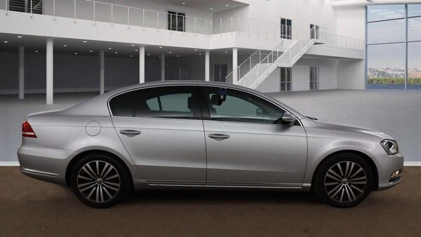 Used Volkswagen Passat 2011 for sale - 75680650: Photo 4