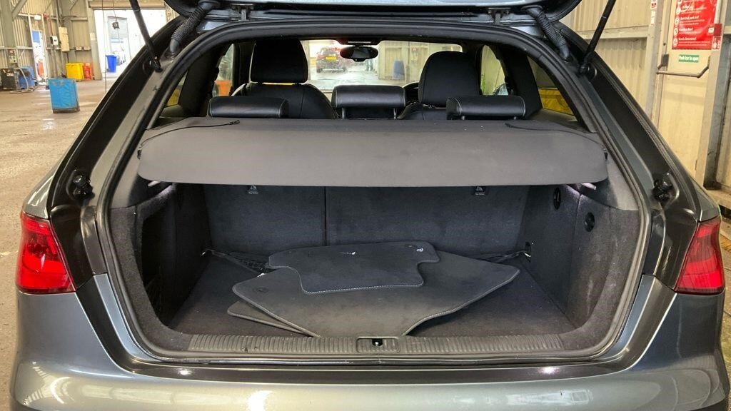 Used Audi A3 2014 for sale - 77556984: Photo 16