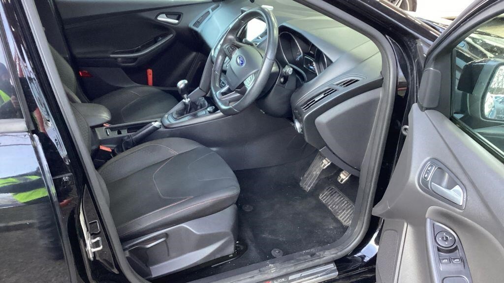 Used Ford Focus 2017 for sale - 77198564: Photo 10