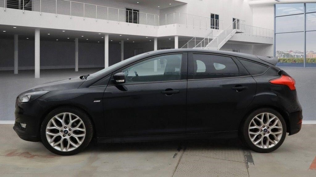 Used Ford Focus 2017 for sale - 77198564: Photo 5