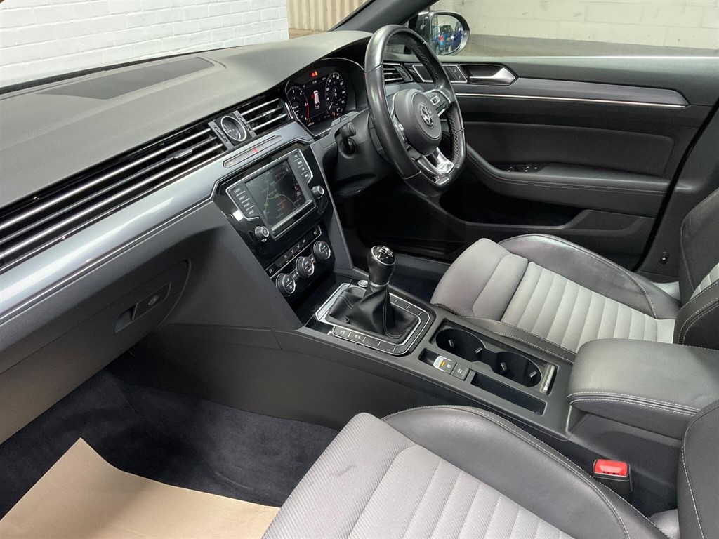 Used Volkswagen Passat 2016 for sale - 76249929: Photo 24