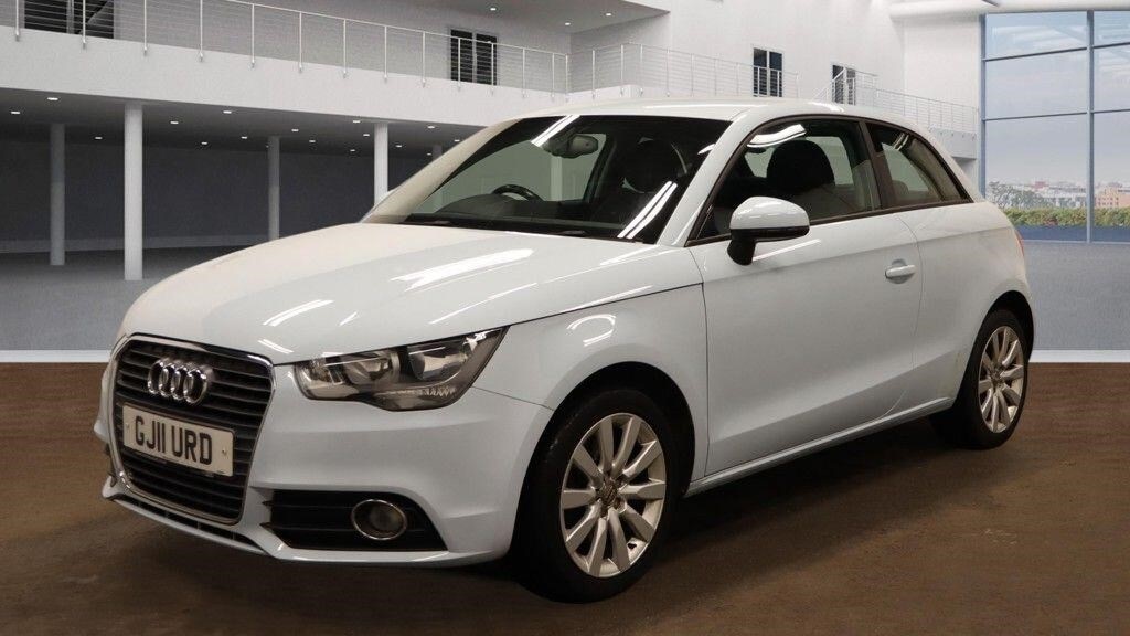 Used Audi A1 2011 for sale - 77019957: Photo 2