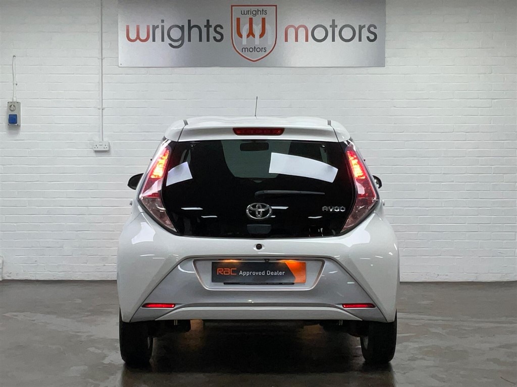 Used Toyota AYGO 2015 for sale - 76221946: Photo 13