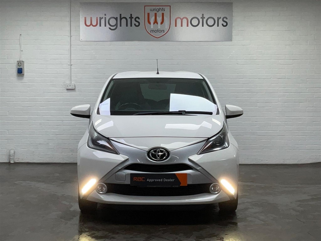 Used Toyota AYGO 2015 for sale - 76221946: Photo 5