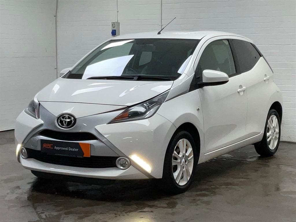 Used Toyota AYGO 2015 for sale - 76221946: Photo 6