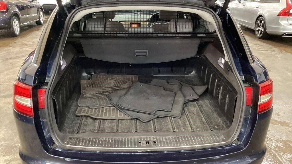 Used Jaguar XF 2013 for sale - 76540188: Photo 16