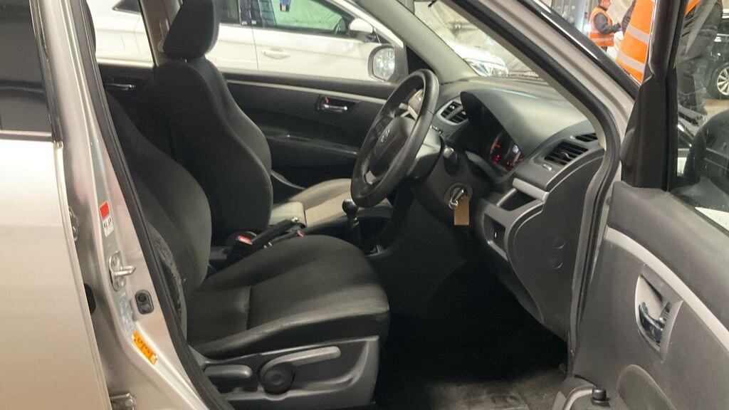 Used Suzuki Swift 2013 for sale - 77319193: Photo 10