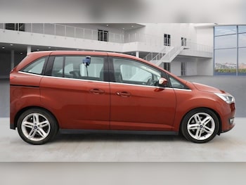Used Ford Grand C-Max 2017 for sale - 77319192: Photo