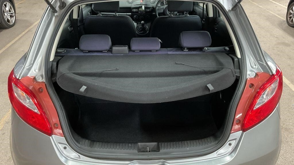 Used Mazda Mazda2 2013 for sale - 75984978: Photo 15