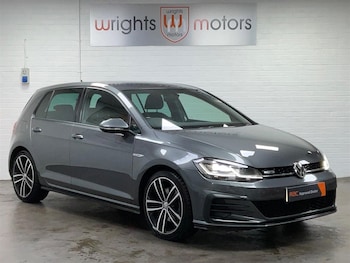 Used Volkswagen Golf 2017 for sale - 75299288: Photo