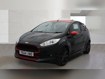 Used Ford Fiesta 2015 for sale - 79311884: Photo
