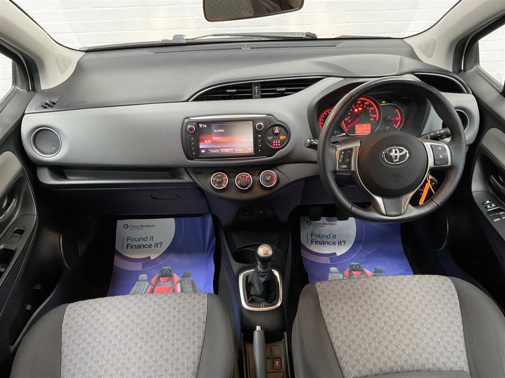 Used Toyota Yaris 2014 for sale - 77519517: Photo 23