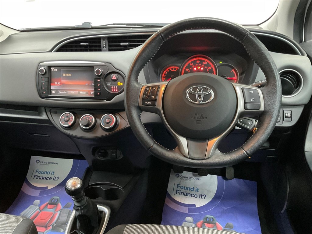 Used Toyota Yaris 2014 for sale - 77519517: Photo 24
